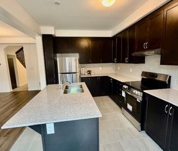 For Lease - 9 Vinewood Crescent, Barrie, Ontario - Photo 6