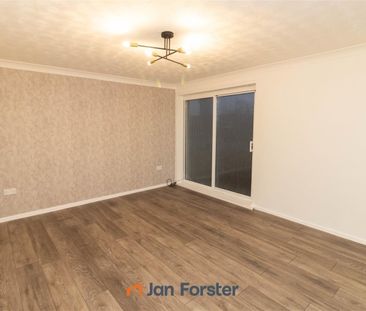 2 Bedroom Flat - Ground Floor - Photo 1