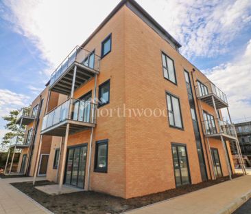 2 bedroom flat to rent - Photo 1