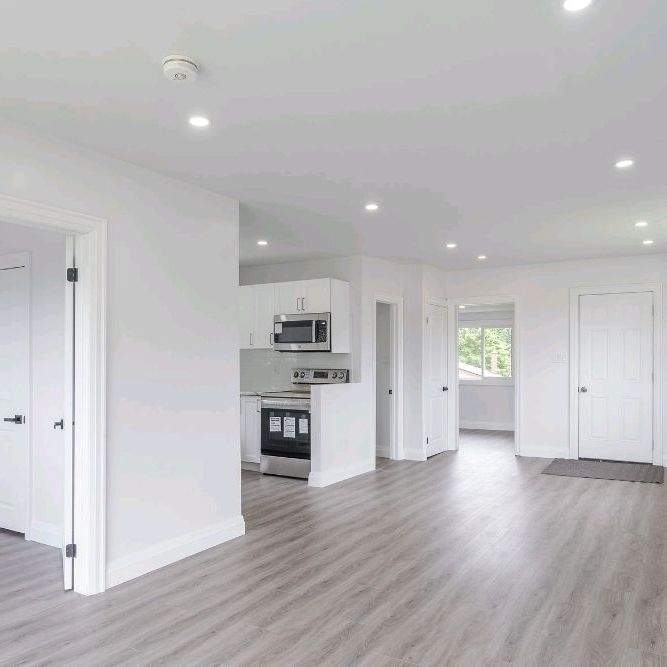 For Lease - 825 Cameron Street, Peterborough, Ontario - Photo 1