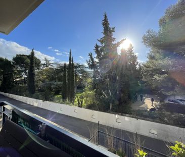 Location Appartement 2 pièces 44m² LA CIOTAT 13600 - Photo 5