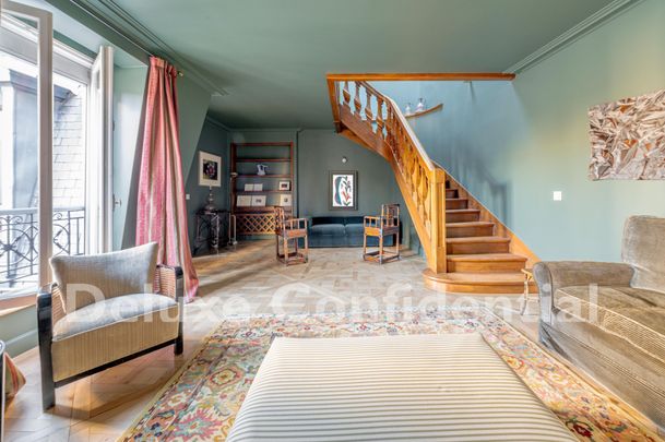 Location Meublée dernier étage, calme, climatisation - Photo 1