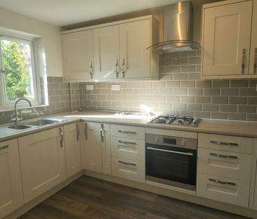 Raynham Road - Photo 1