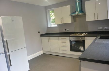 12 St Michael’s Terrace, Leeds, LS6 3BQ - Photo 5