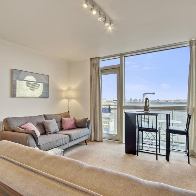 1 bedroom flat to rent - Photo 1