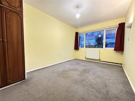8, Sandhill Court, Leeds, LS17 6AH - Photo 4