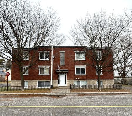 For Lease - 187 Bradley Avenue Unit# 3, Vanier and Kingsview Park, Ontario - Photo 5