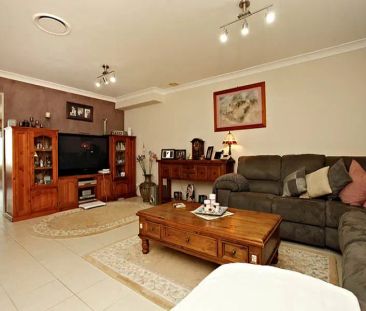 Spacious Family Townhouse with Private Backyard in Prime Schofields... - Photo 3