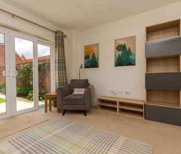 2 bedroom semi-detached house to rent - Photo 2