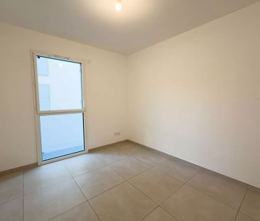 location vide 3p 67.70m² + terrasse + stationnement - Photo 6