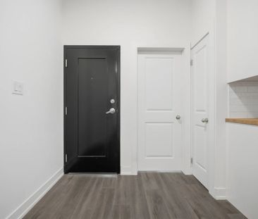 For Lease - 67 West Avenue Unit# Unit #1, Hamilton, Ontario - Photo 6