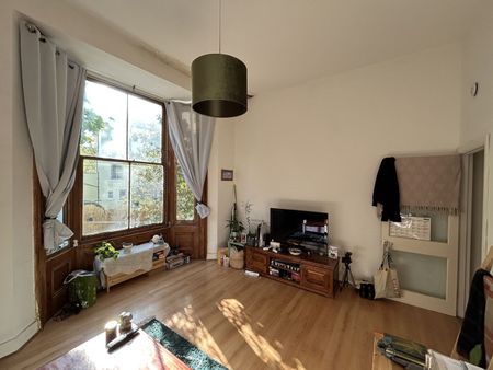1 Bed Flat, Dyke Road, BN1 - Photo 4