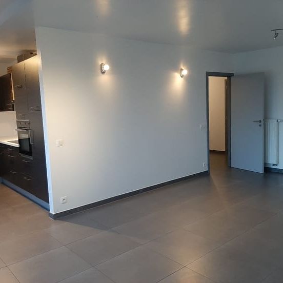 Appartement te huur - Photo 1