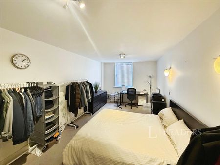 1 bedroom property to rent Telephone House, 70 High Street, Southampton, SO14 - Photo 3