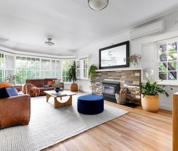 Stunning home in a leafy location! - Photo 3