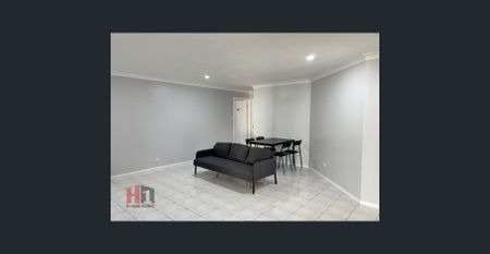 Spacious, Fully Furnished Room in Coopers Plains - Photo 2