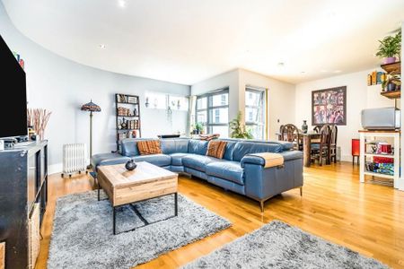 2 bedroom apartment to rent - Photo 3