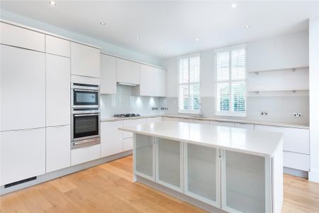 5 bedroom end of terrace house to rent - Photo 3