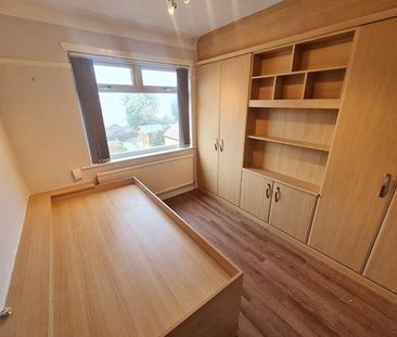 Conway Road, Sale, M33 - Photo 6