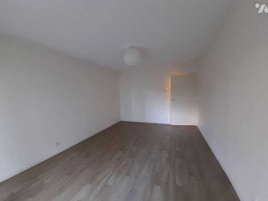 A RENNES - quartier Centre Ville - 16 rue François Menez - APPARTEMENT en rez-de-chaussée compo... - Photo 1