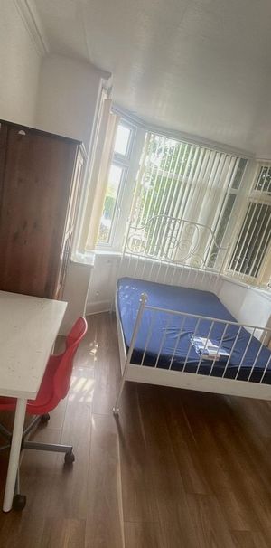 5 bedroom house share to rent - Photo 1