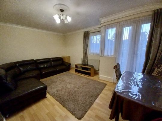 3 Bed Flat, Brick Lane, E1 - Photo 1