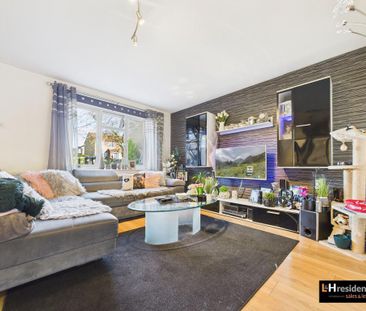 2 bedroom flat to rent - Photo 2