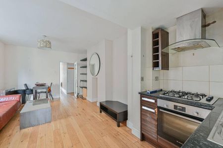 2 bedroom maisonette to rent - Photo 2