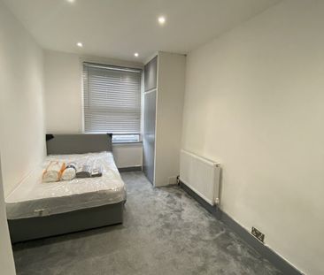 Room in a Shared House, Sherringham Avenue, N17 - Photo 1