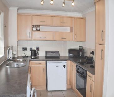 1 bedroom flat to rent - Photo 6