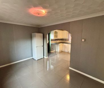 Cassino Court - Photo 3