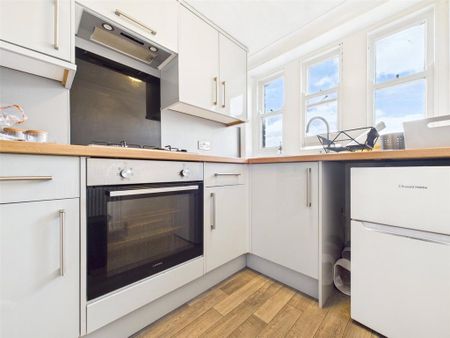 1 bedroom apartment to rent - Photo 5