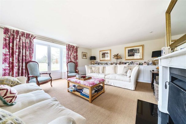 An exceptional country home occupying a superb rural setting - Photo 1