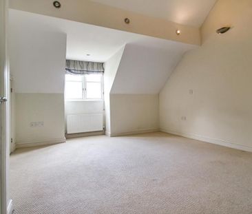 3 bedroom end of terrace house to rent - Photo 4