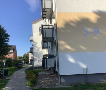 3-Zimmer-Wohnung im Erdgeschoss mit Balkon - Foto 1