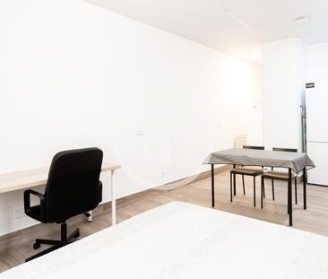 Estudio de alquiler en Calle de San Manuel, 3, Aluche - Photo 2