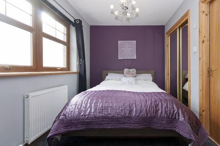 2 bedroom flat to rent - Photo 3