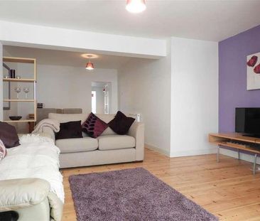 Belle Vue Road, Swindon, SN1 - Photo 1