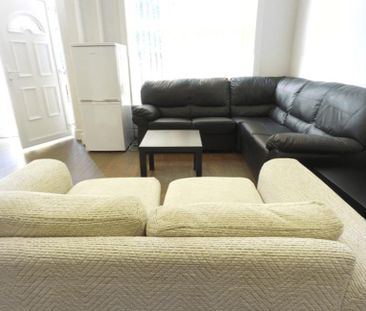 6 bedroom house to rent - Photo 3