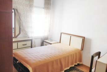 Apartamento T3 na Costa da Caparica semi-mobilado