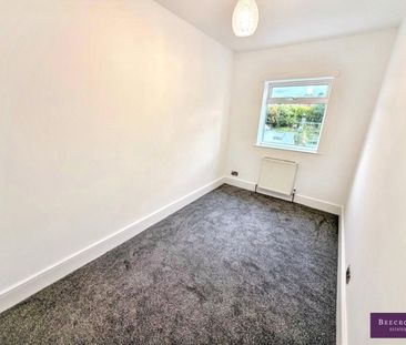 2 bed Terraced - To Let - Photo 2