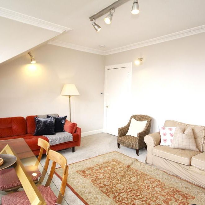 1 bedroom flat to rent - Photo 1
