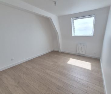 Location Appartement 3 pièces 65m² ARMENTIERES 59280 - Photo 3