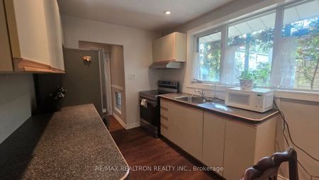 For Lease - 57 Copping Road Unit# Main, Toronto, Ontario - Photo 3