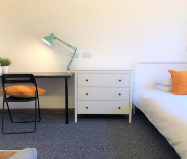 Studio to rent - Photo 6