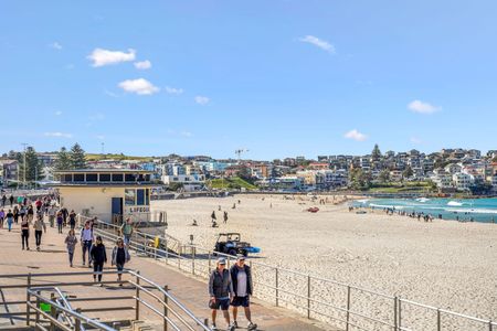 Stylish 2 bedroom apartment in Bondi - Photo 3