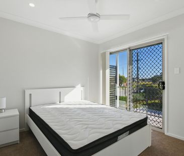 34, Jillian Place, QLD, Wynnum West - Photo 3