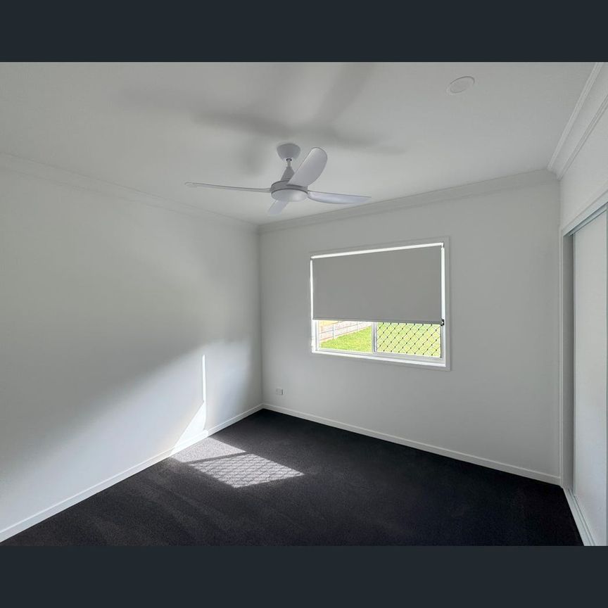 21 Norfolk Street, Russell Island, Qld 4184 - Photo 1