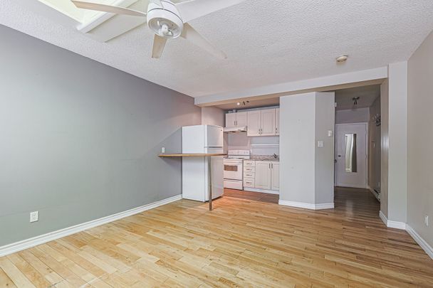 For Lease - 650A Queen Street Unit# 2, Toronto, Ontario - Photo 1