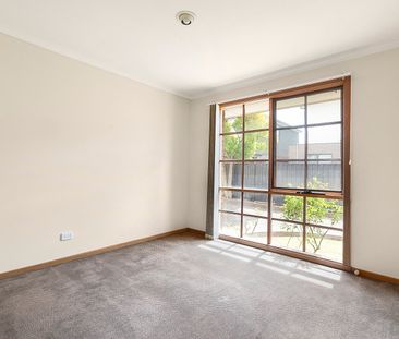2/5 Johnson Street, Reservoir VIC 3073 - Photo 5